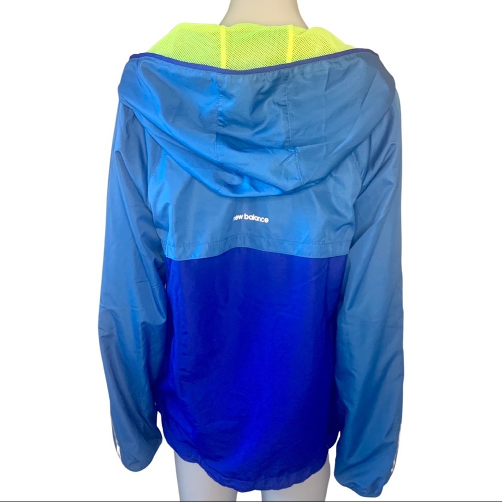 NEW BALANCE Running Jacket Lightweight Full Zip Hooded Active Windbreaker Size M - Picture 7 of 15